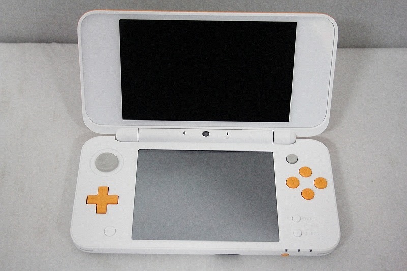 ニンテンドー Nintendo New2DSLL ホワイト×オレンジ JAN-001