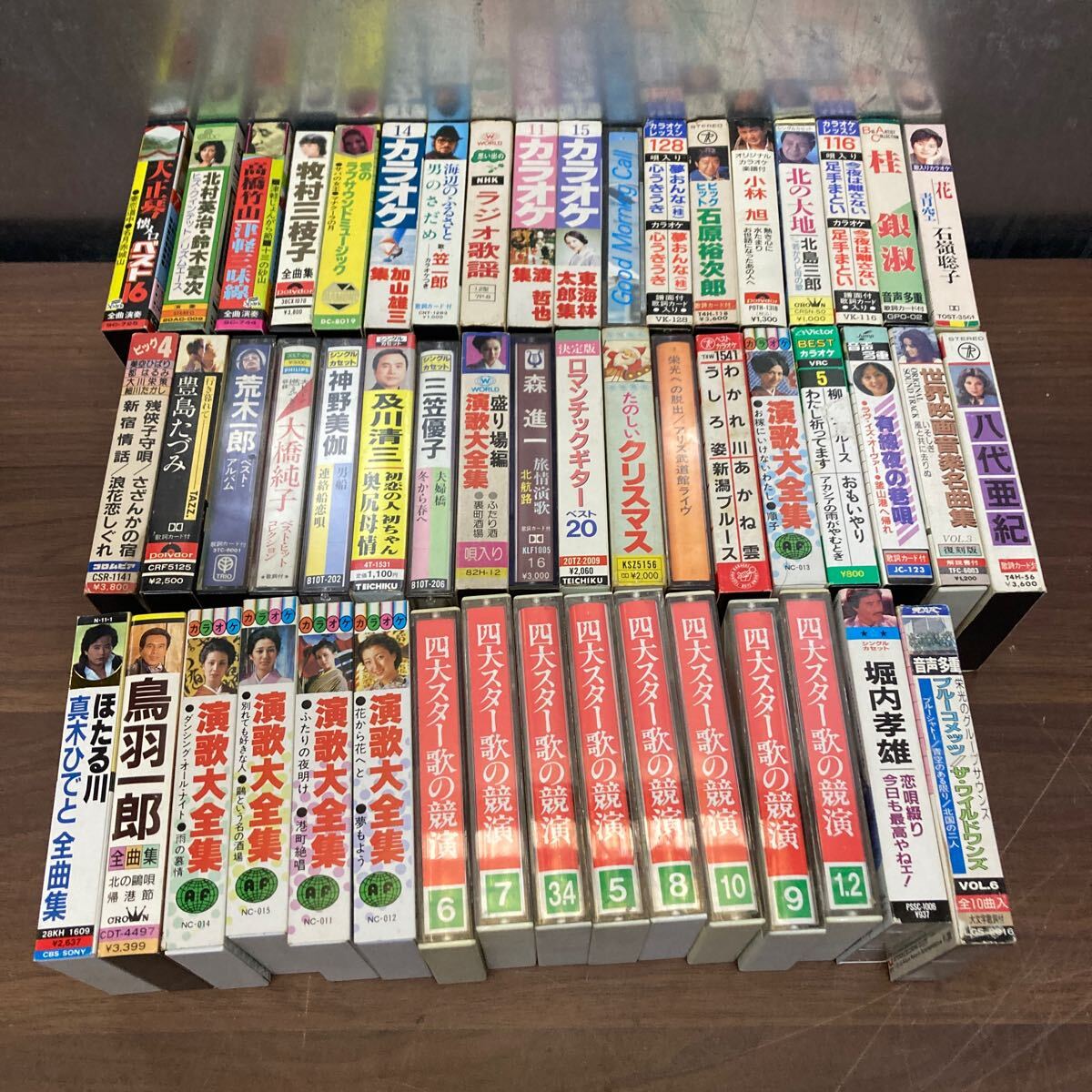 演歌 歌謡曲 カセットテープ まとめて 日本 昭和 カラオケ 鳥羽一郎 北島三郎 八代亜紀 懐メロ 昭和レトロ 52本まとめ 邦楽