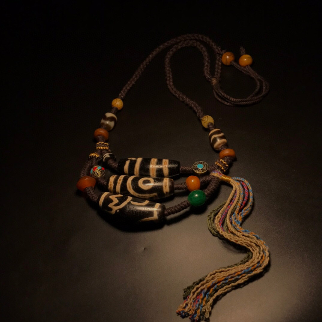 [.][.. производства * маленький . гравюра * корова угол небо . много . колье рука .* netsuke *...] первоклассный . старый . предмет China старый . старый изобразительное искусство старый прекрасный тест 