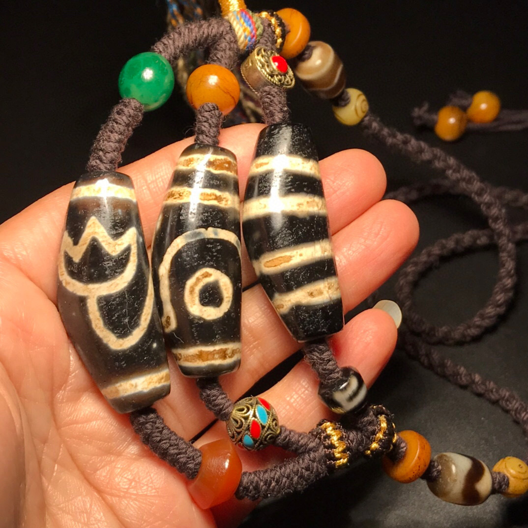 [.][.. производства * маленький . гравюра * корова угол небо . много . колье рука .* netsuke *...] первоклассный . старый . предмет China старый . старый изобразительное искусство старый прекрасный тест 