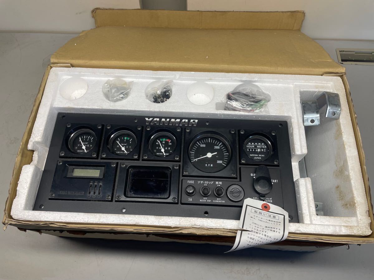 未商品ヤンマー メーターパネル一式新品 YANMAR ディーゼル 未商品ヤンマー メーターパネル一式新品 YANMAR ディーゼル