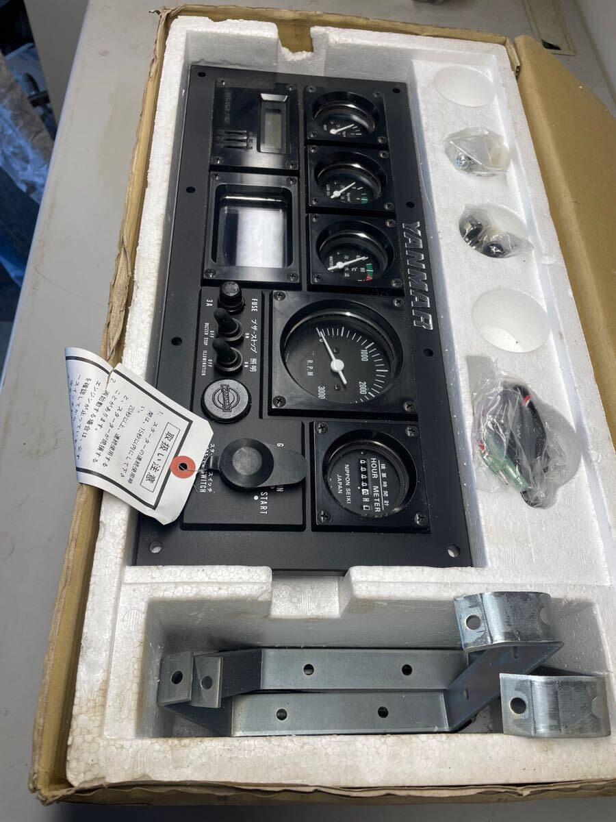 未商品ヤンマー メーターパネル一式新品 YANMAR ディーゼル 未商品ヤンマー メーターパネル一式新品 YANMAR ディーゼル