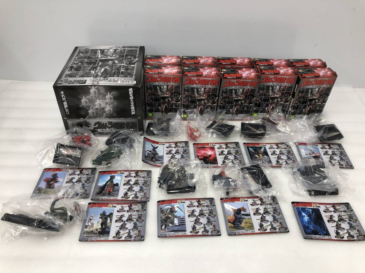 180197◆ウルトラ怪獣名鑑　大超獣を越えてゆけ　編　名鑑シリーズ　10箱　バンダイ　写真追加あり◆D1