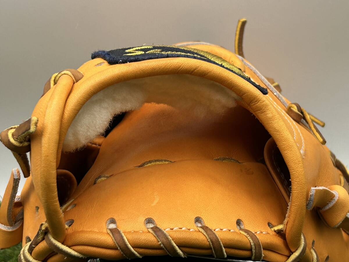 011504】プロ野球選手 支給品 実使用品 ファーストミット 011504】プロ野球選手 支給品 実使用品 ファーストミット