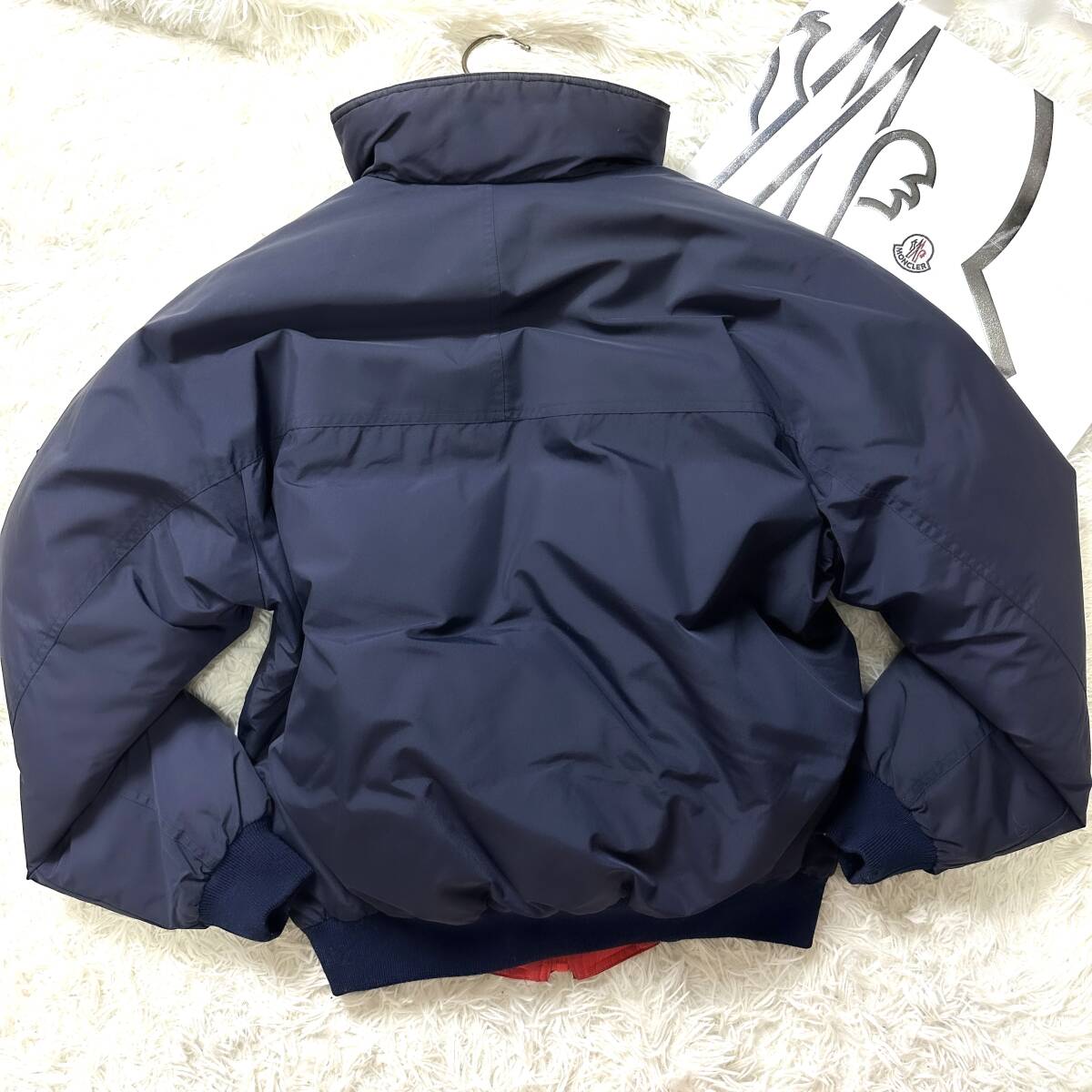未使用級GORETEX!MONCLER asiccsダウンジャケット ゴアテックス 未使用級GORETEX!MONCLER asiccsダウンジャケット ゴアテックス