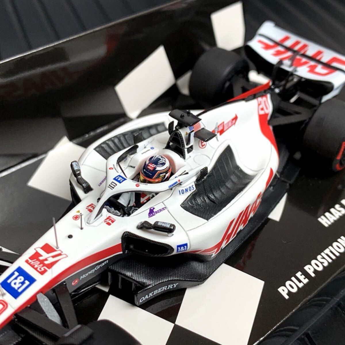 ミニチャンプス 1/43 ハース F1 TEAM VF-22 2022 ブラジルGP ミニチャンプス 1/43 ハース F1 TEAM VF-22 2022 ブラジルGP