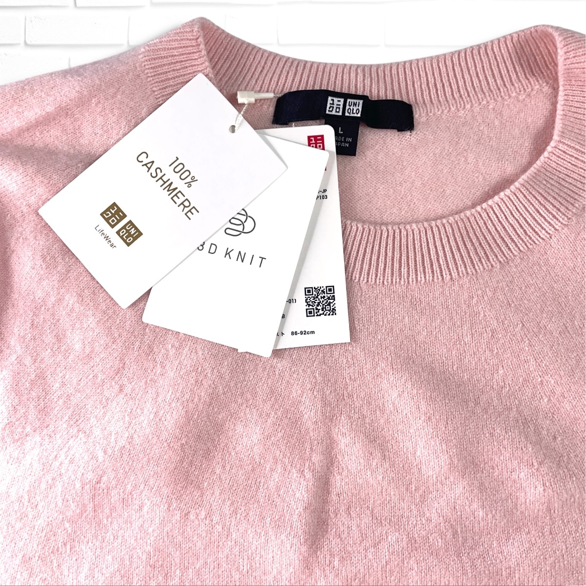 新品 UNIQLO ユニクロ カシミヤ 100% ニット 3D KNIT クルー 新品 UNIQLO ユニクロ カシミヤ 100% ニット 3D KNIT クルー