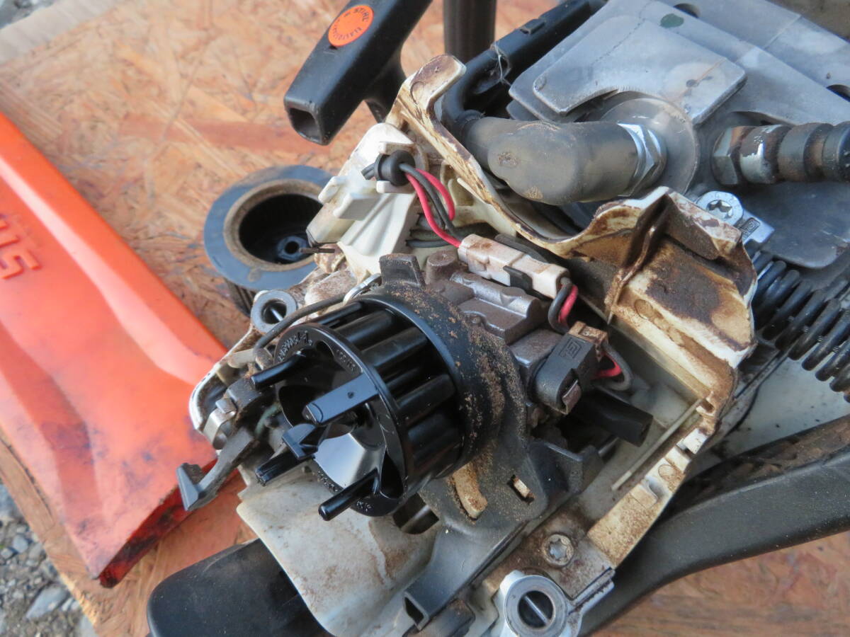 送料無料 ジャンク 現状品 スチール STIHL MS241 C-M 送料無料 ジャンク 現状品 スチール STIHL MS241 C-M