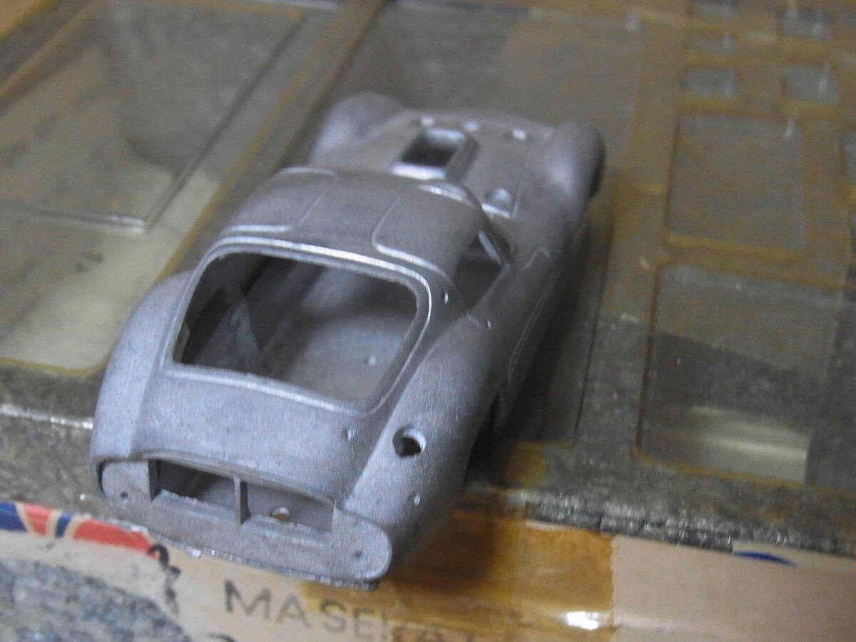 1/43 AMR MASERATI TIPO 151 _画像4