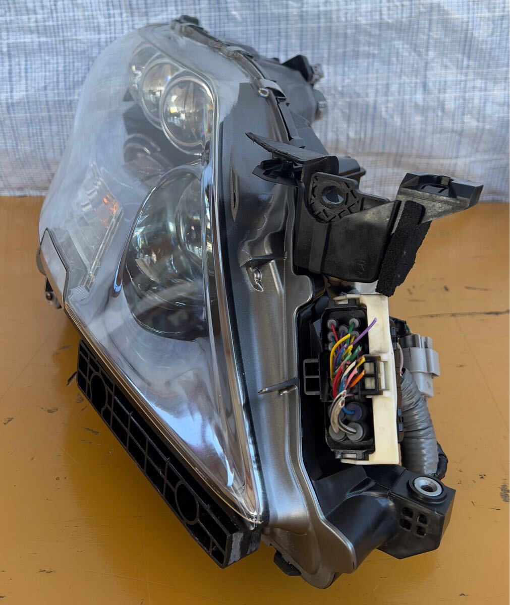 中古美品 レクサス LEXUS LS600h 600 UVF45 46 LS系 ハイブリッド 純正 3眼 LED 右 R ヘッドライト 運転席 KOITO 50-96 打刻モ 點燈確認済