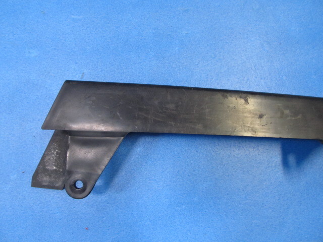 ドラッグスター250 VG02J 純正チェーンカバー_画像4