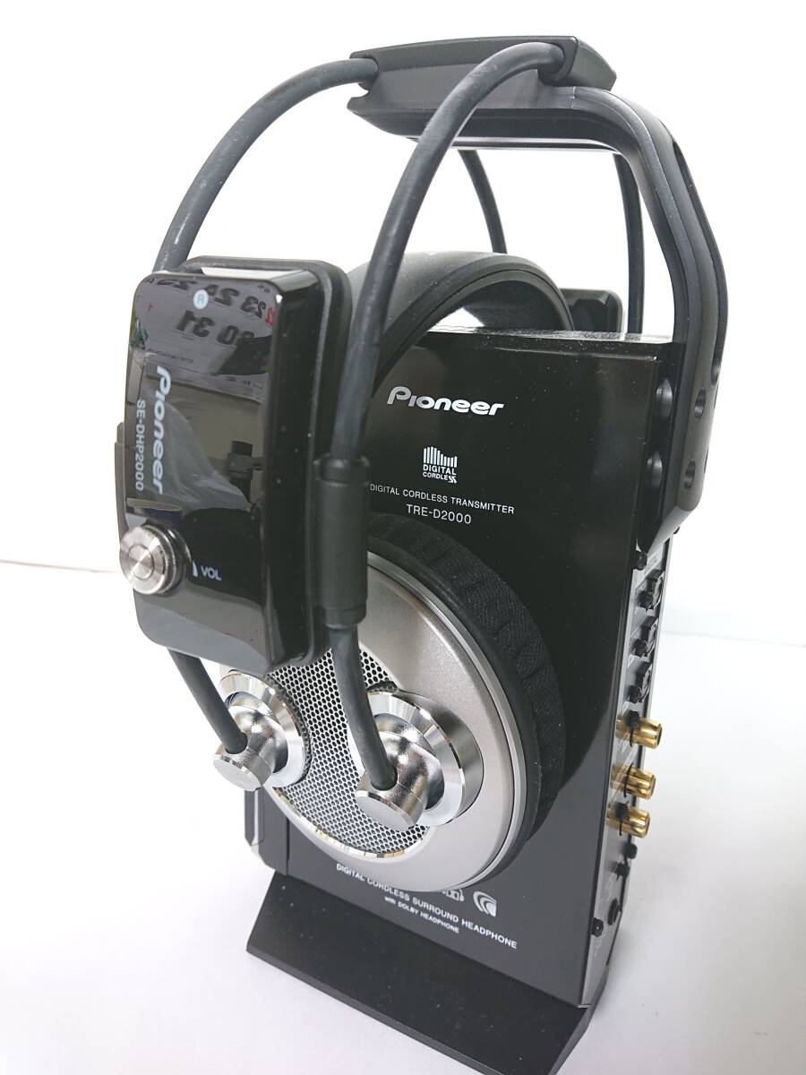 良品 Pioneer SE-DIR2000C コードレスヘッドホン TRE-D2000/SE 良品 Pioneer SE-DIR2000C コードレスヘッドホン TRE-D2000/SE