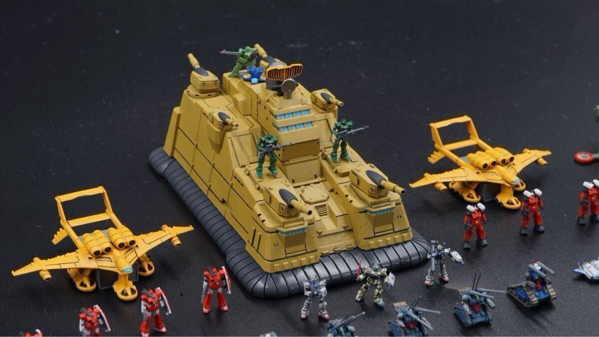 ガンダム1/1700 GK完成品 0079 連邦地上大部隊 ミニ・トレー陸上 ガンダム1/1700 GK完成品 0079 連邦地上大部隊 ミニ・トレー陸上