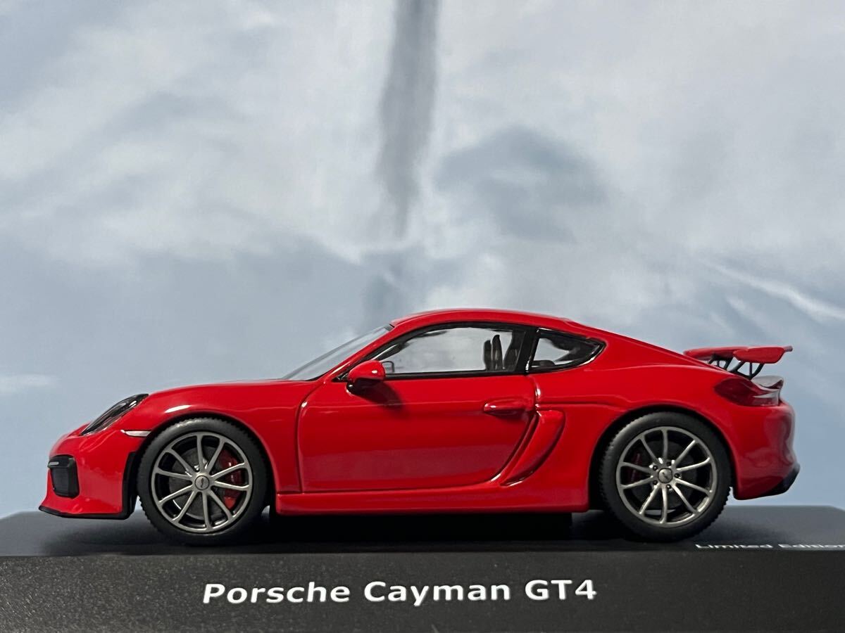シュコー制　　ポルシェ　ケイマン　GT 4 赤　　1/43