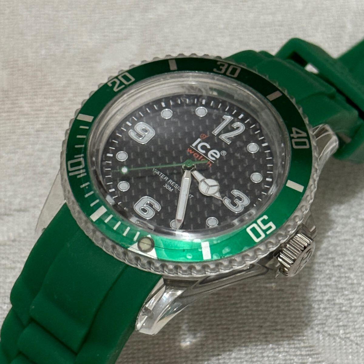 ice watch アイスウォッチ 40mm 新品未使用　長期保管品　電池交換済み グリーン