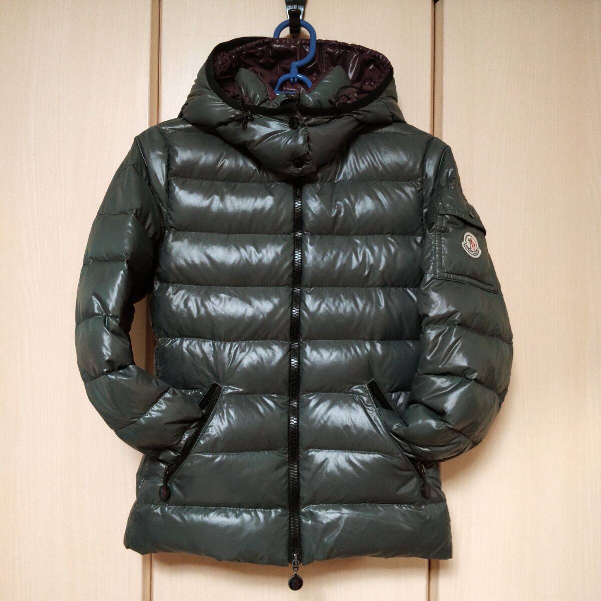 MONCLER バディ ダウンジャケット 希少カラー サイズ0 MONCLER バディ ダウンジャケット 希少カラー サイズ0