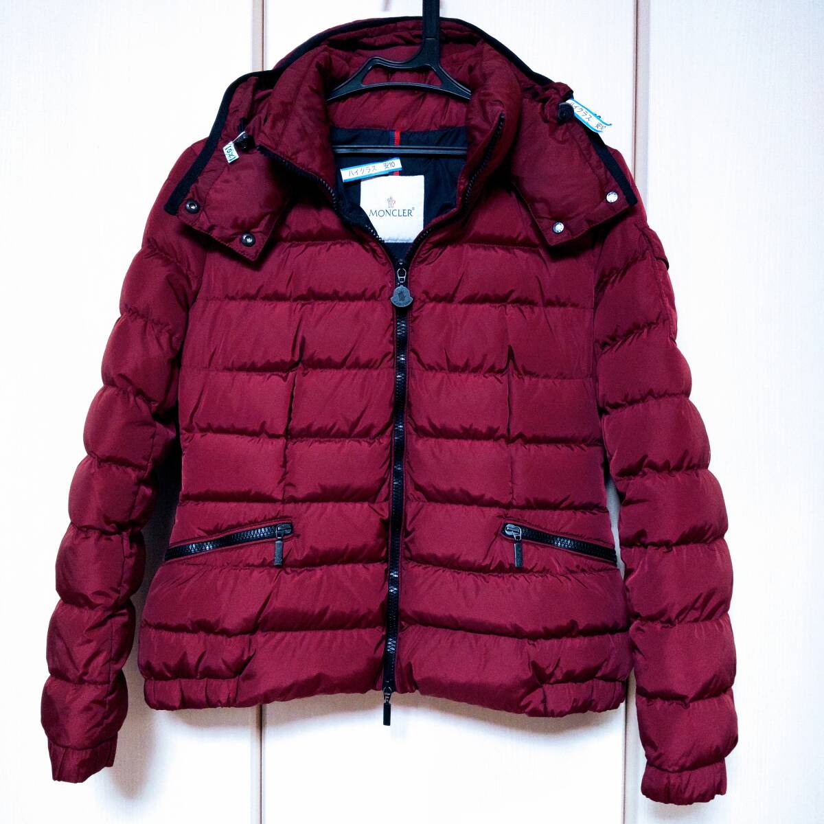 モンクレール MONCLER SABY ダウンジャケット フード付き レッド赤 サイズ2 クリーニング済_画像1