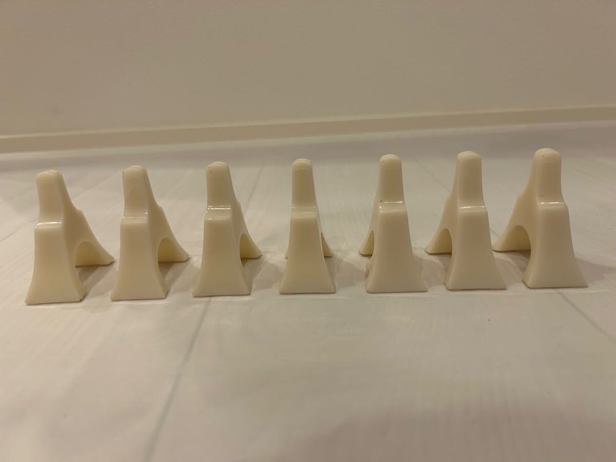 KA□ 富士一琴柱 竹型 ふじいち 高級品 白 プラスチック 琴柱 KA□ 富士一琴柱 竹型 ふじいち 高級品 白 プラスチック 琴柱