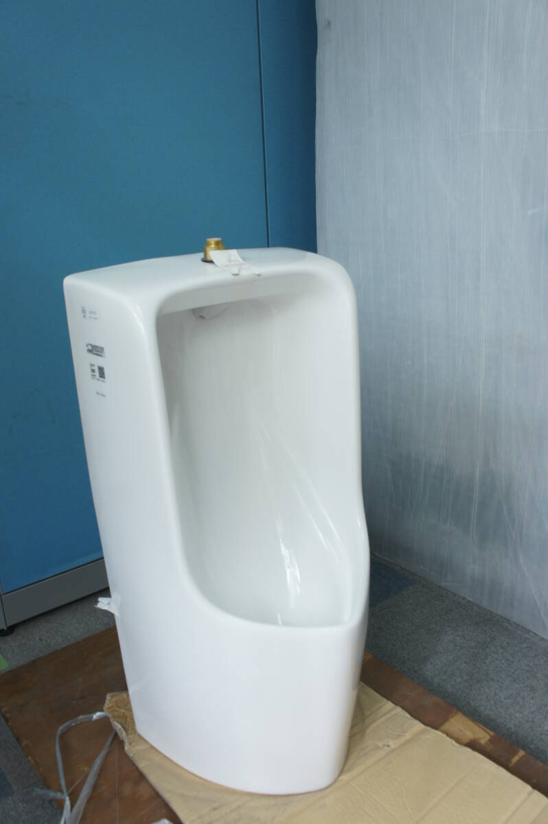 TOTO ☆新品☆ 直接引取り歓迎 床置床排水小便器 #NW1 U570 男性 TOTO ☆新品☆ 直接引取り歓迎 床置床排水小便器 #NW1 U570 男性