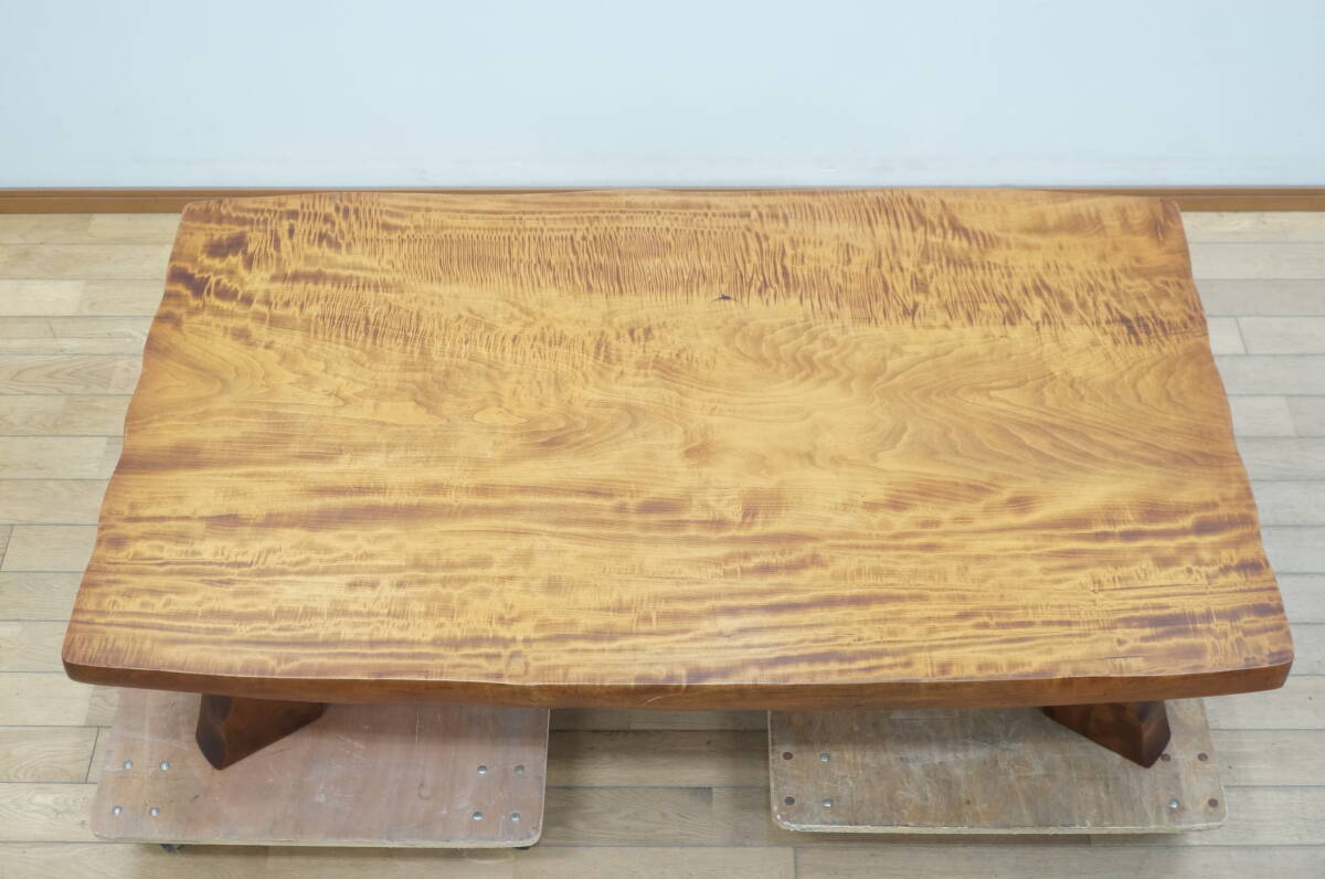 東ハ:【無垢】天然木 栃の木 一枚板 座卓 約148×87.5㎝ 高さ約 東ハ:【無垢】天然木 栃の木 一枚板 座卓 約148×87.5㎝ 高さ約