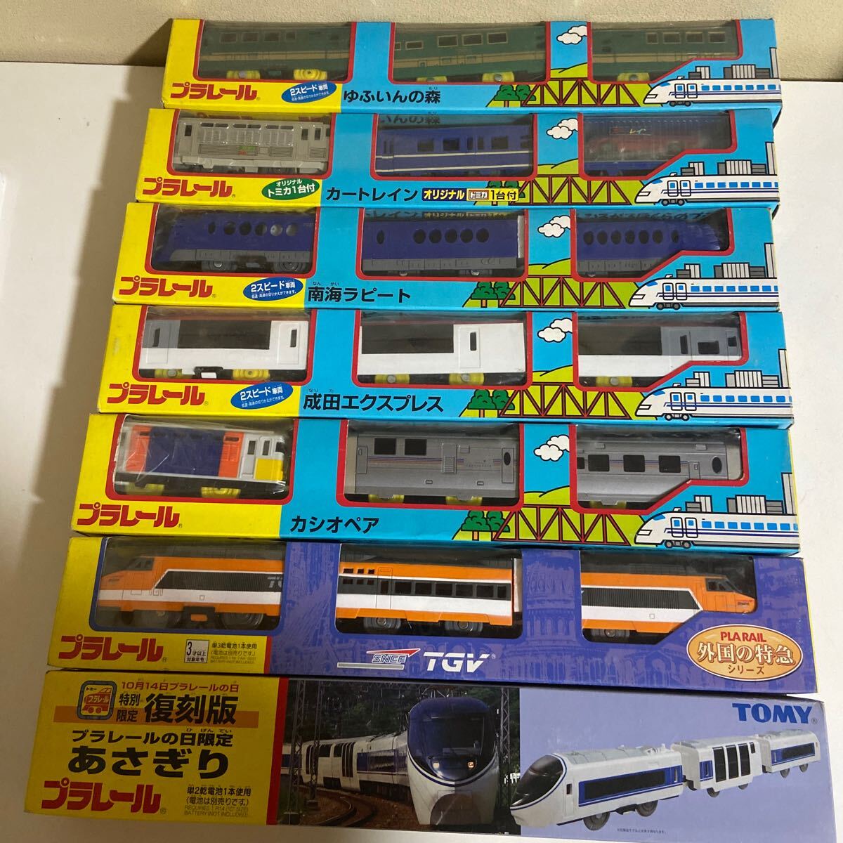 a1885) TOMY プラレール/ゆふいんの森/カートレイン/南海 a1885) TOMY プラレール/ゆふいんの森/カートレイン/南海