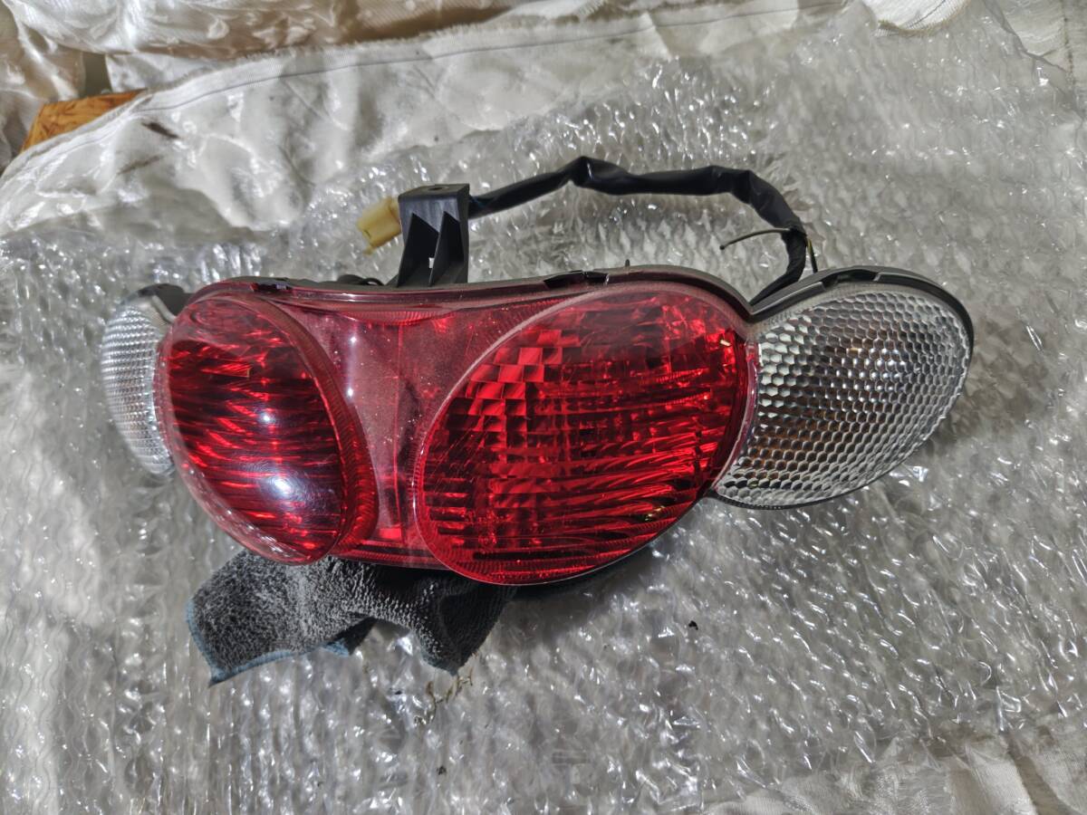 ★ＺＺＲ１２００★ＺＸＴ２０Ｃ　純正テールランプ　中古