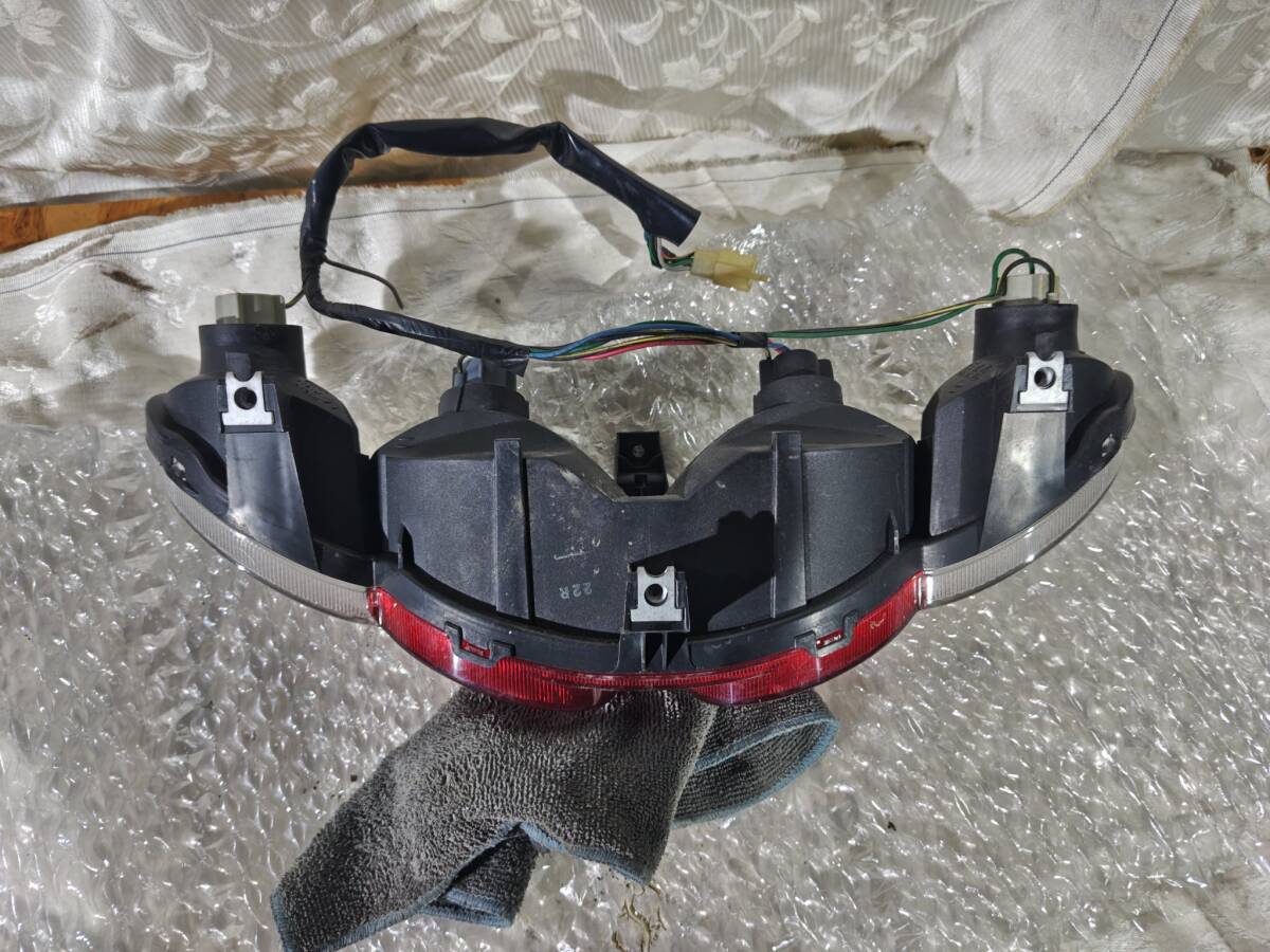 ★ＺＺＲ１２００★ＺＸＴ２０Ｃ　純正テールランプ　中古