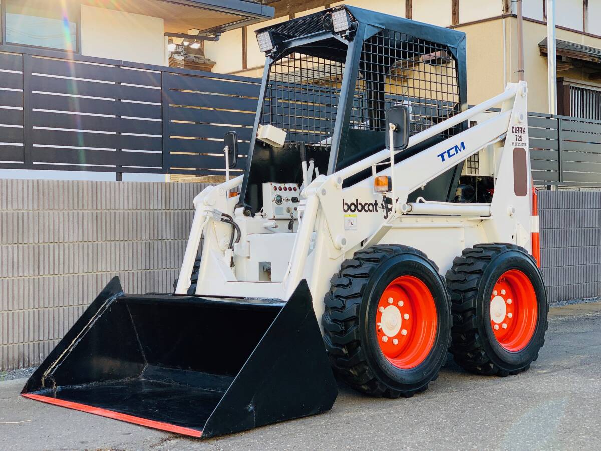 TCM BOBCAT ボブキャット 725 620時間 スキッドステアローダー TCM BOBCAT ボブキャット 725 620時間 スキッドステアローダー