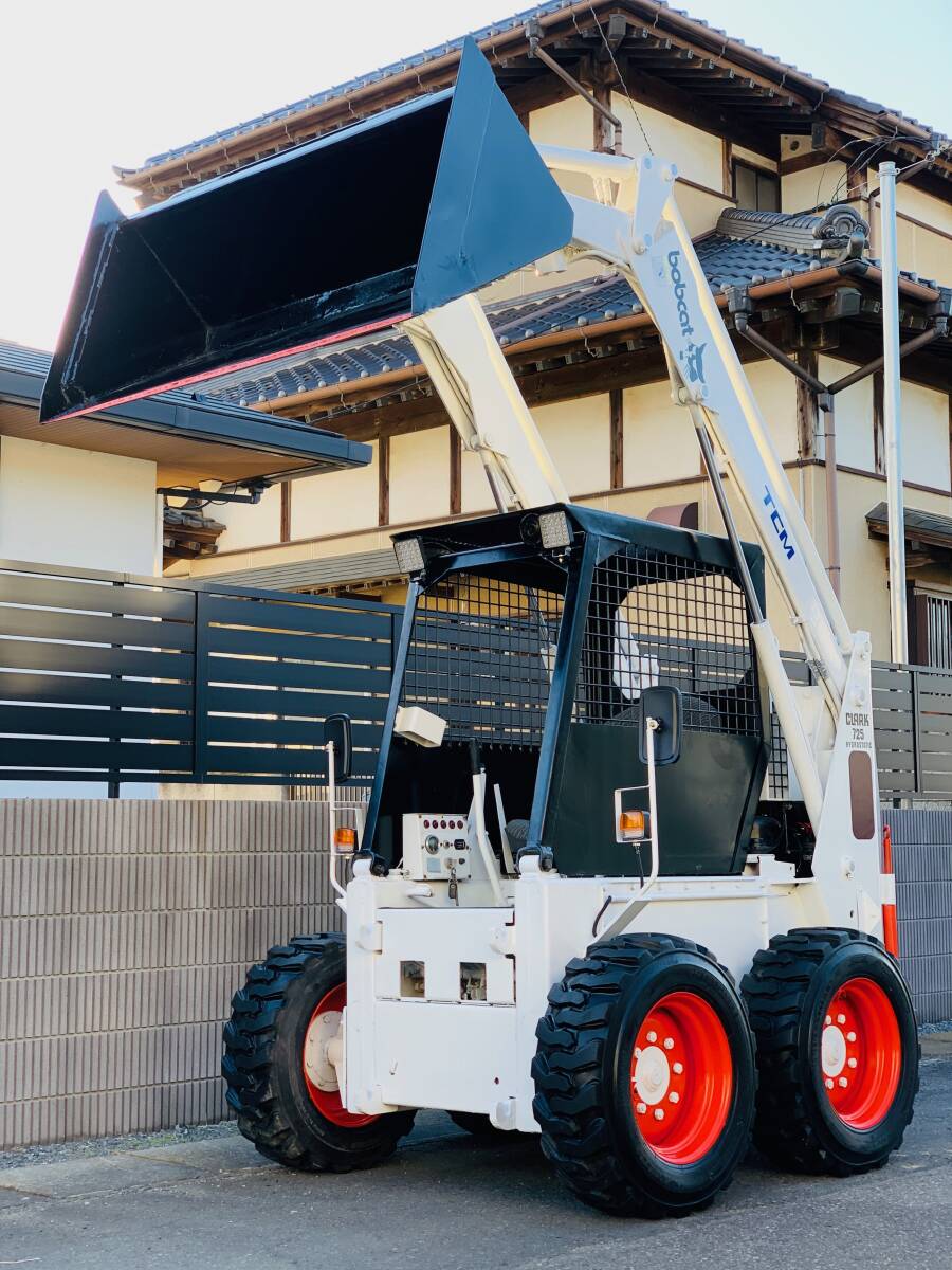 TCM BOBCAT ボブキャット 725 620時間 スキッドステアローダー TCM BOBCAT ボブキャット 725 620時間 スキッドステアローダー
