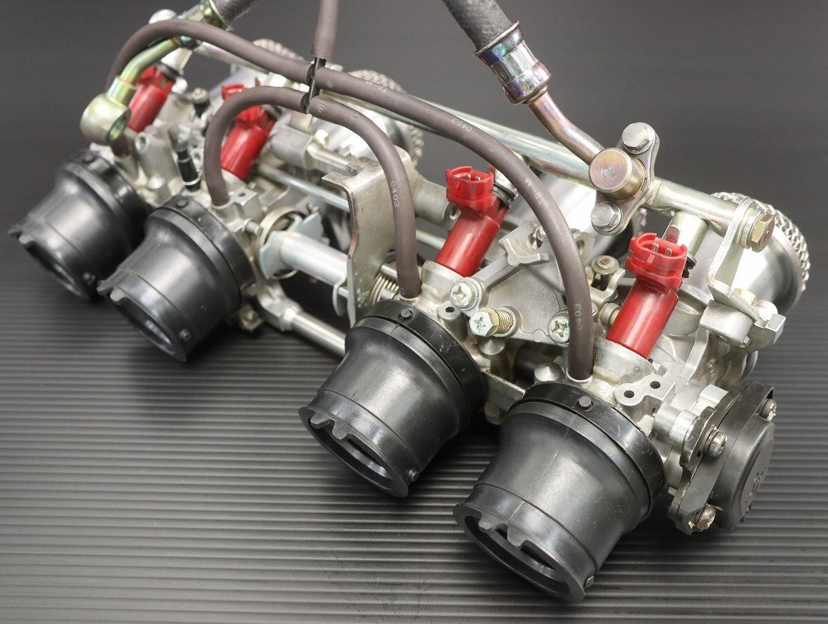 激安!CB1300SF用ヤマモトレーシング鈴鹿8耐レーサー仕様SPL BIG 激安!CB1300SF用ヤマモトレーシング鈴鹿8耐レーサー仕様SPL BIG