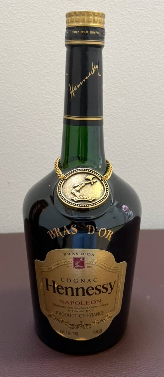 古酒/未開栓】ヘネシー ナポレオン 700ml 40% 外箱付き Hennessy 古酒/未開栓】ヘネシー ナポレオン 700ml 40% 外箱付き Hennessy