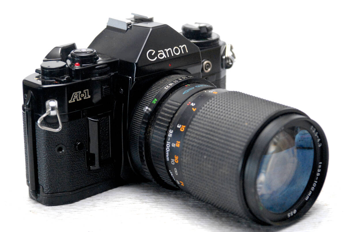 Canon キャノン 昔の高級一眼レフカメラ A-1ボディ +(35-100mm Canon キャノン 昔の高級一眼レフカメラ A-1ボディ +(35-100mm