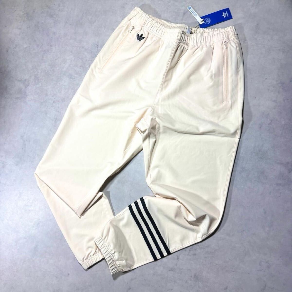 新品 Mサイズ アディダスオリジナルス トラックパンツ ワンダー