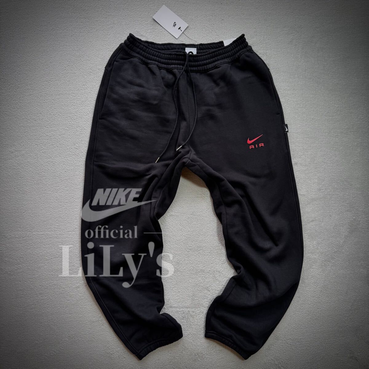 新品未使用 NIKE上下セットアップ Mサイズ 黒赤 スウェット ス 新品未使用 NIKE上下セットアップ Mサイズ 黒赤 スウェット ス
