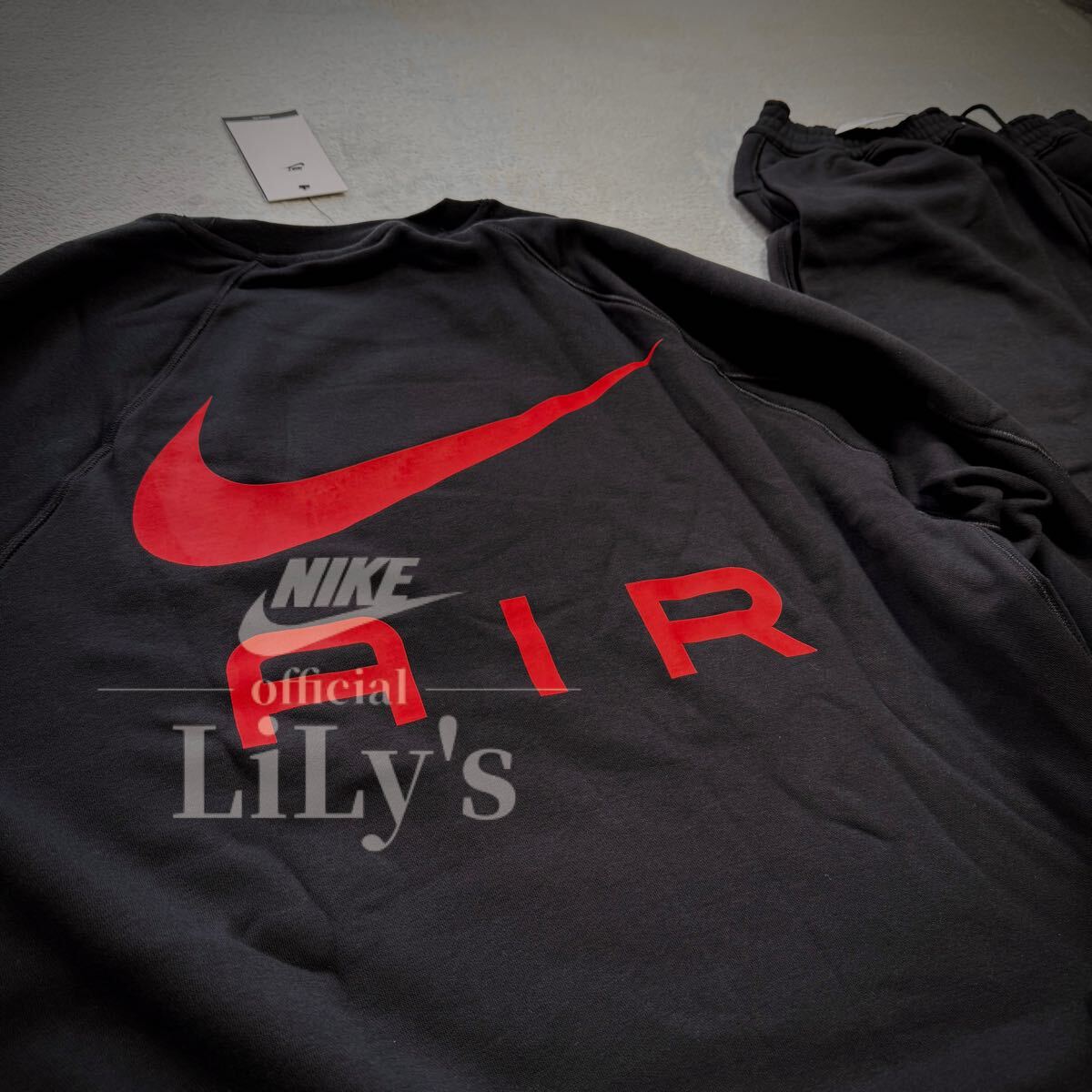 新品未使用 NIKE上下セットアップ 2XLサイズ 黒赤 スウェット ス 新品未使用 NIKE上下セットアップ 2XLサイズ 黒赤 スウェット ス