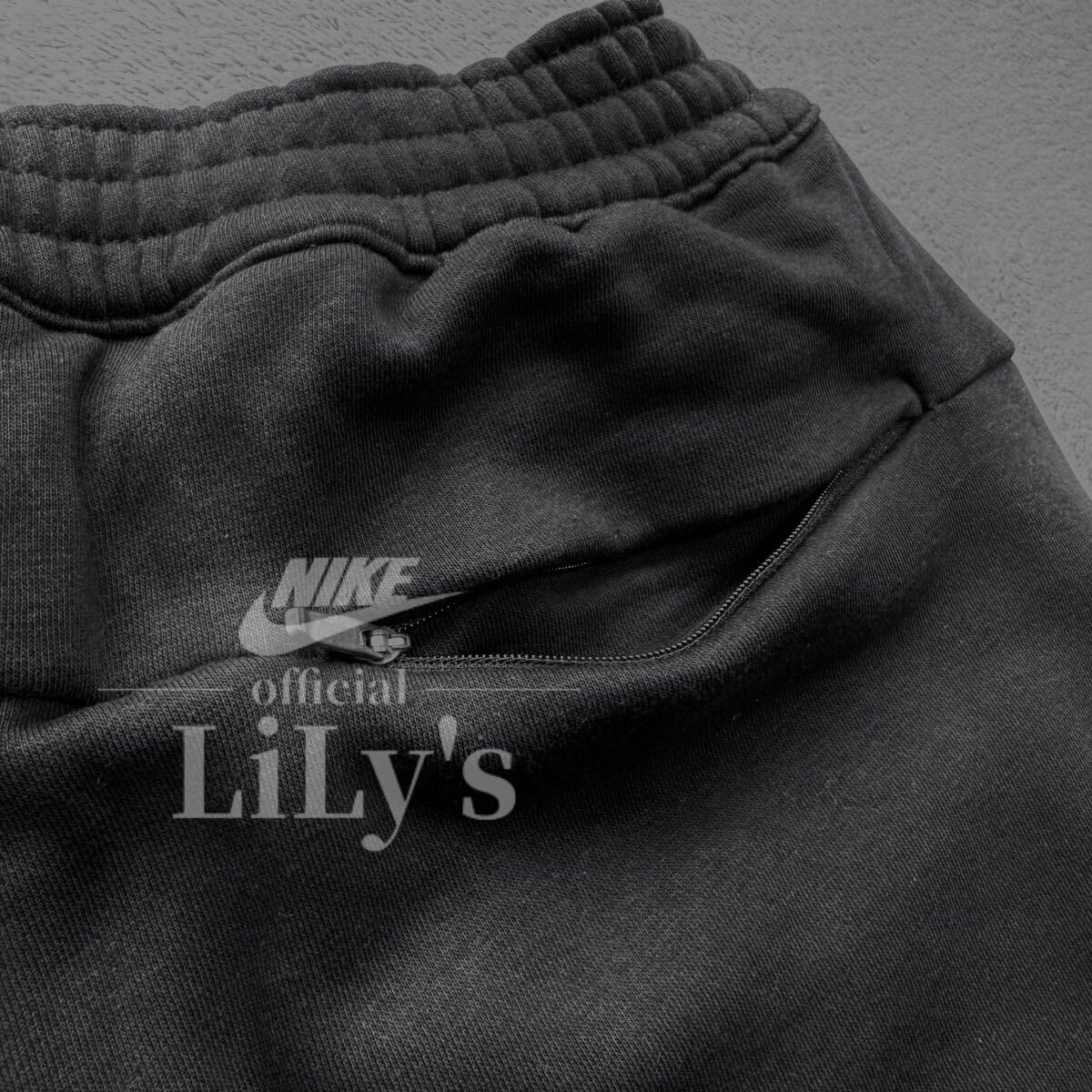 新品未使用 NIKE上下セットアップ 2XLサイズ 黒赤 スウェット ス 新品未使用 NIKE上下セットアップ 2XLサイズ 黒赤 スウェット ス
