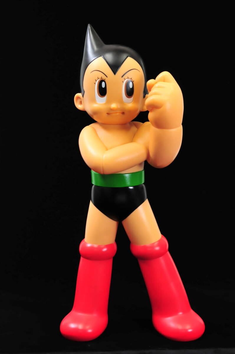 ビリケン商会 鉄腕アトム フィギュア　手塚プロダクション　ソフビ 1998年　全長：45cm　重量：515ｇ　0312008-4
