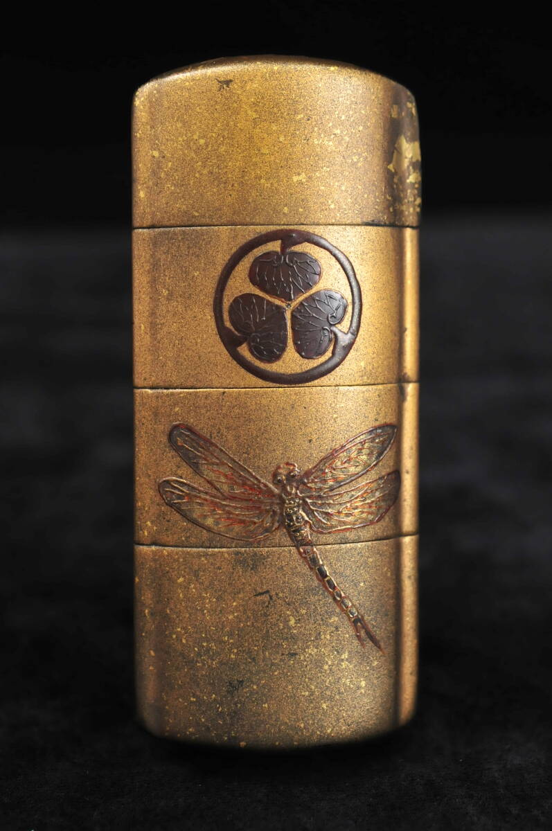 印籠】 葵紋 蜻蛉 蒔絵 印籠 梨地 金地 時代物 提げ物 木箱入 印籠】 葵紋 蜻蛉 蒔絵 印籠 梨地 金地 時代物 提げ物 木箱入