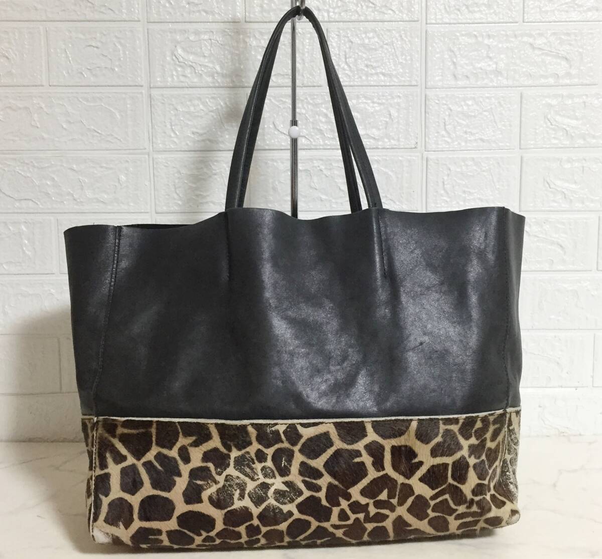 no30910 GIANNI CHIARINI ジャンニキアリーニ イタリア製 本革 レザー ハラコ 肩掛けショルダー トート バッグ 通勤 通学 A4収納可能