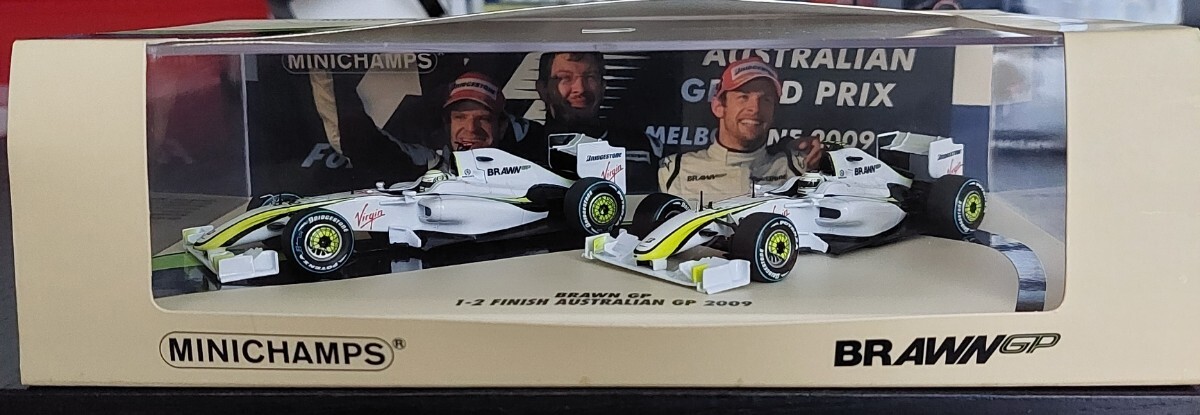 1/43 ブラウンGP 2009 オーストラリアGP 1-2フィニッシュ記念限定パッケージモデル J.バトン R.バリチェロ