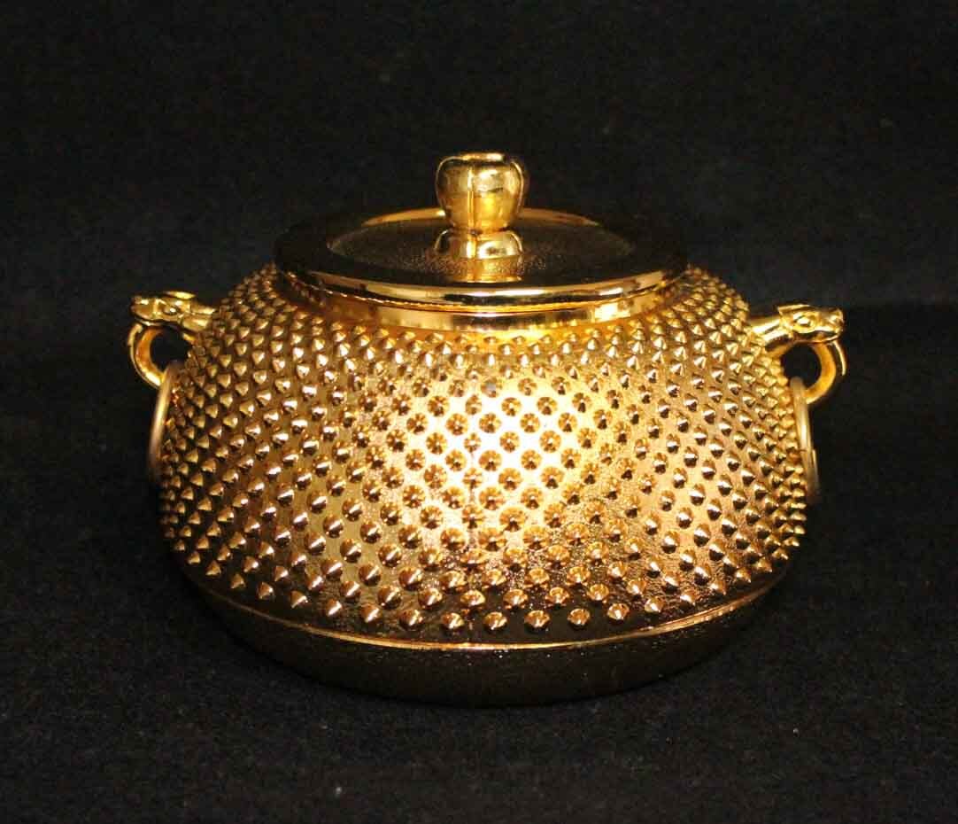 金属工芸☆黄金茶釜 アラレ模様☆10cm 金色 gold color 非鉄金属 金属工芸☆黄金茶釜 アラレ模様☆10cm 金色 gold color 非鉄金属