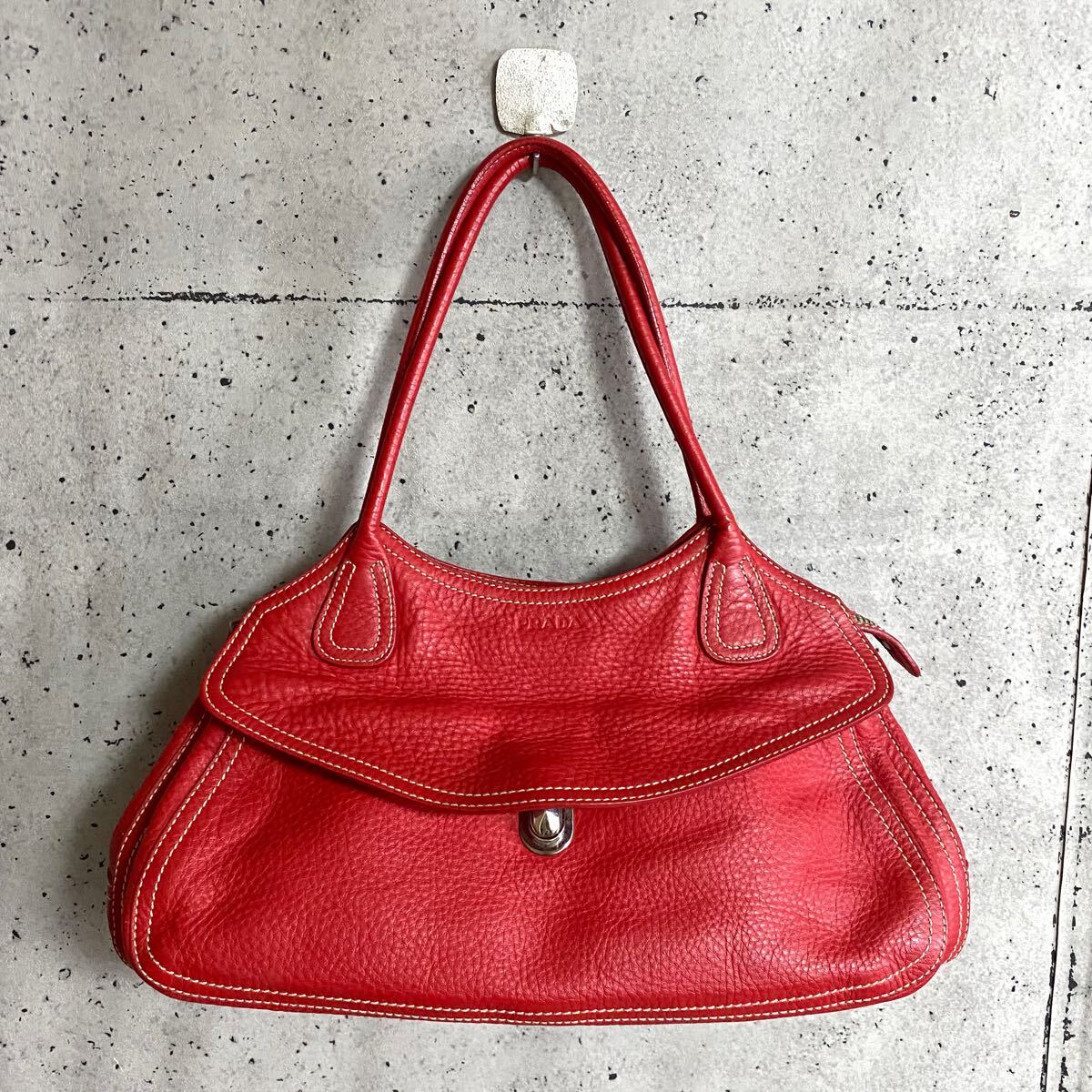 本物 PRADA プラダ アイコンロゴ ヴィッテロレザー ハンドバッグ 本物 PRADA プラダ アイコンロゴ ヴィッテロレザー ハンドバッグ