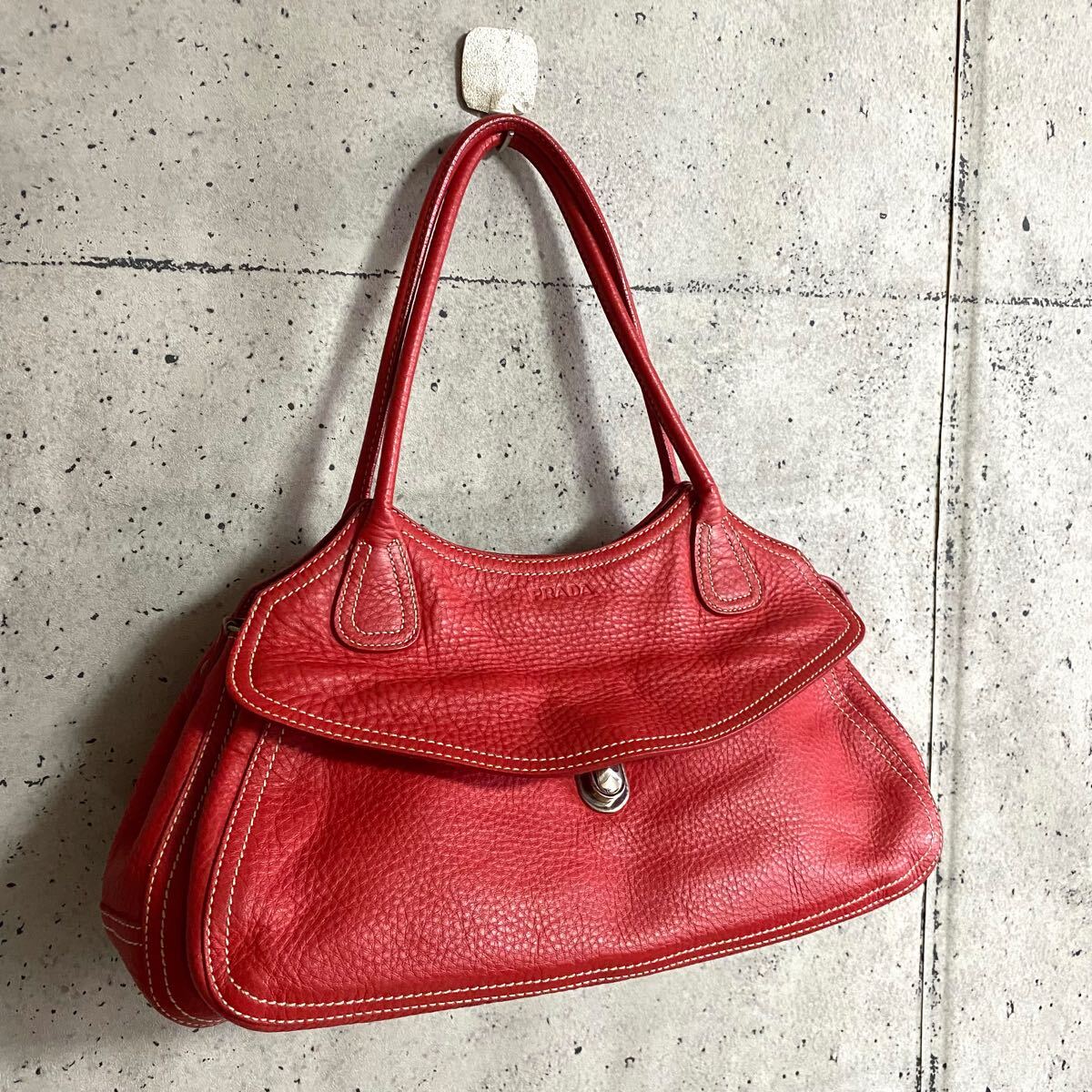 本物 PRADA プラダ アイコンロゴ ヴィッテロレザー ハンドバッグ 本物 PRADA プラダ アイコンロゴ ヴィッテロレザー ハンドバッグ