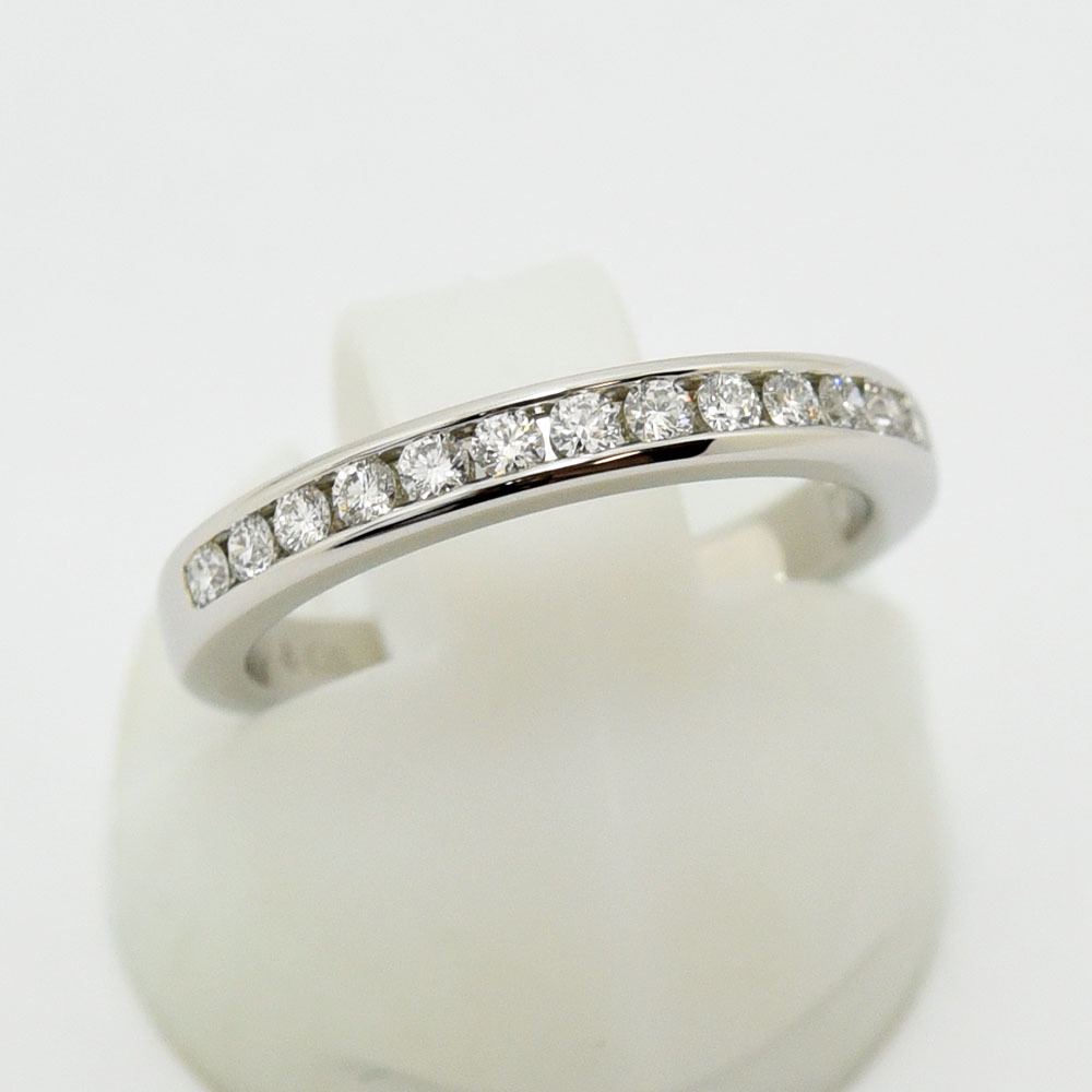 ティファニー リング TIFFANY&Co. 指輪 チャネルセッティング ダイヤモンド PT950 約6.5号 新品仕上げ 中古