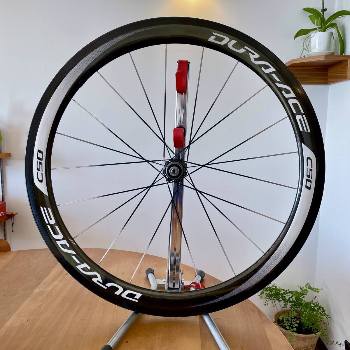 *中古美品 SHIMANO(シマノ) DURA-ACE カーボン チューブラーホイールリヤ WH-9000 C50(R)