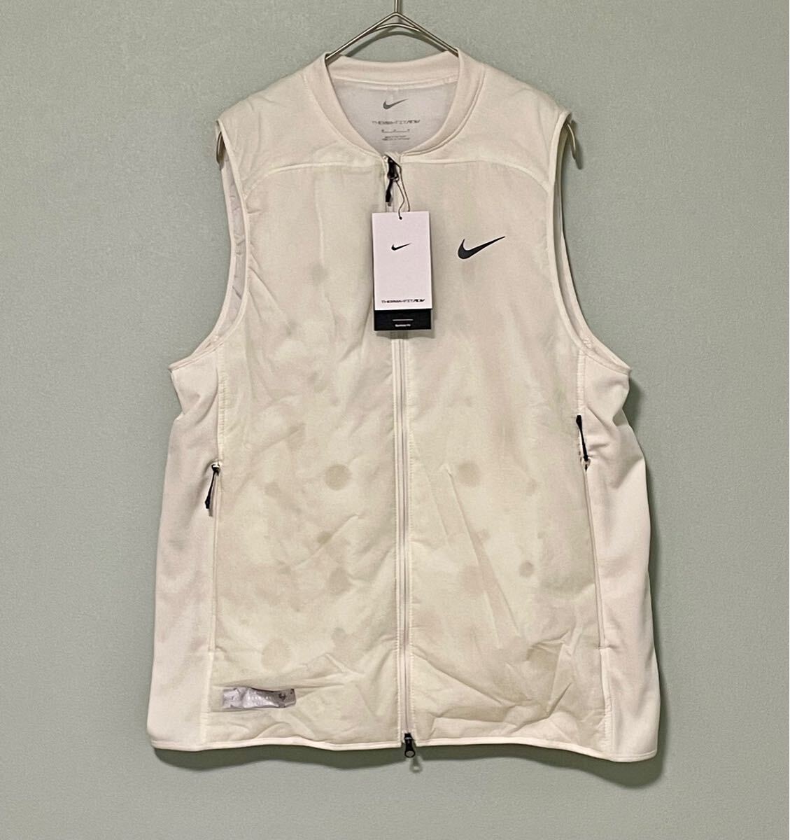 M 新品 ナイキ ランディビジョン エアロレイヤー ベスト NIKE M 新品 ナイキ ランディビジョン エアロレイヤー ベスト NIKE