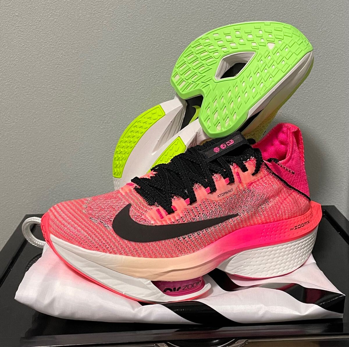 新品 26cm NIKE ナイキ アルファフライ ランニングシューズ 新品 26cm NIKE ナイキ アルファフライ ランニングシューズ