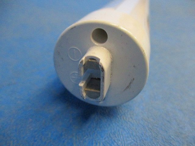 LEDチューブ 電球(3本入) RA652WWA LEDチューブ 電球(3本入) RA652WWA