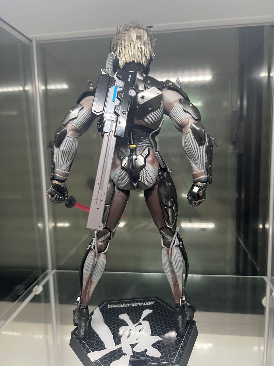 メタルギアライジング 雷電 ホットトイズ 1/6 Raiden Metal Gear メタルギアライジング 雷電 ホットトイズ 1/6 Raiden Metal Gear