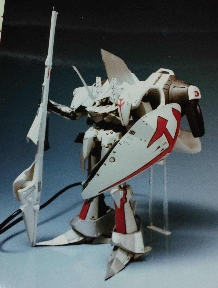 海洋堂 1/100 レッドミラージュ FSS ファイブスター物語 海洋堂 1/100 レッドミラージュ FSS ファイブスター物語